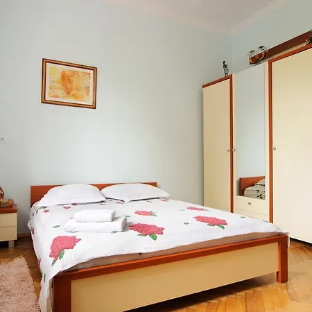 Apartament Economy Center *